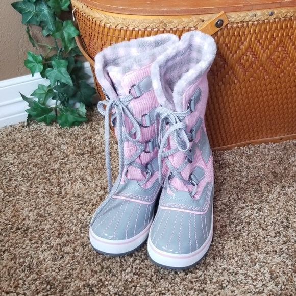 Skechers Boots Pink/Grey Sz 4 Snowboots - Picture 2 of 5